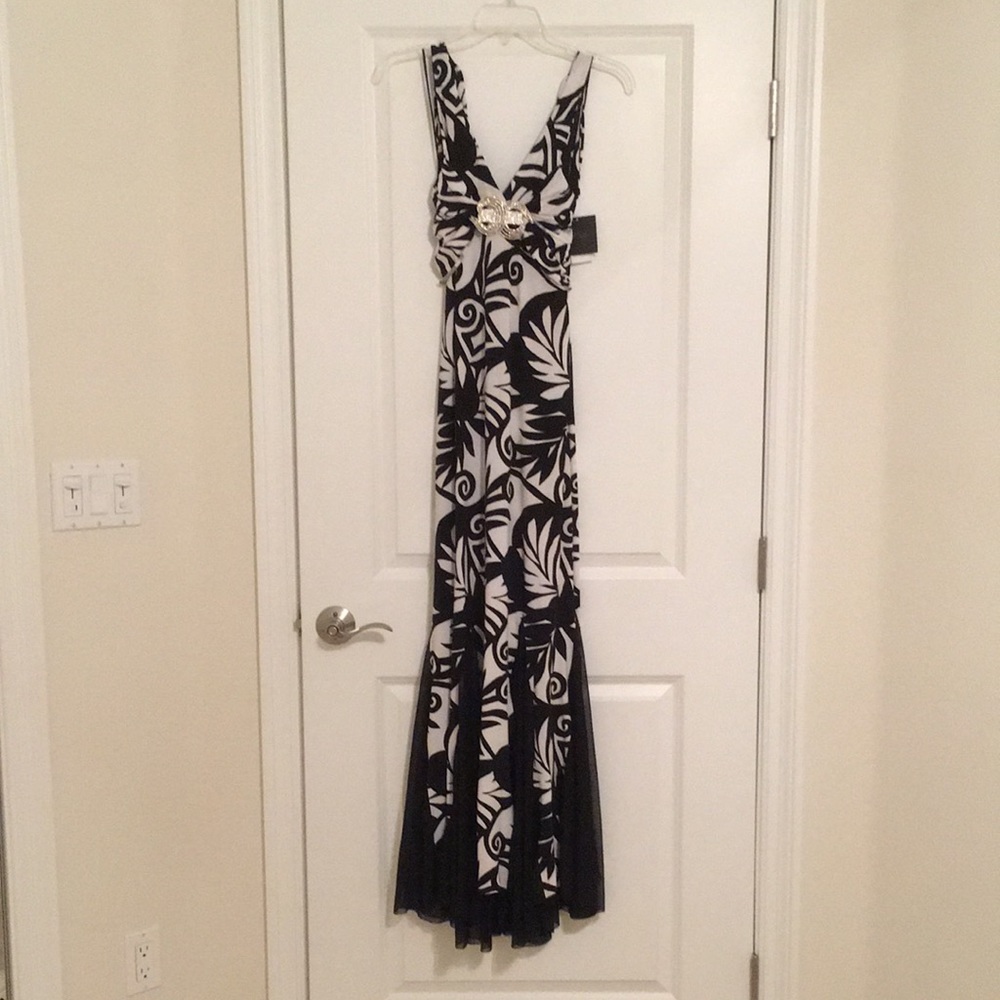 Mary L Couture whimsical formal gown. Purchased from Saks Fifth Avenue.